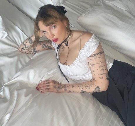 Mia Morgan 写真集