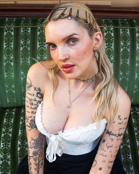 Mia Morgan ホットモデル 画像