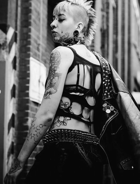 miicky3 0 セクシーモデル 写真