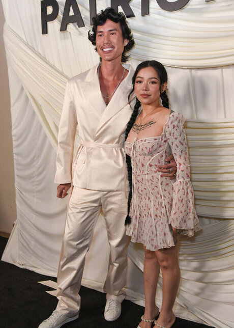 小さなおっぱいオンリーファンズ HD 写真