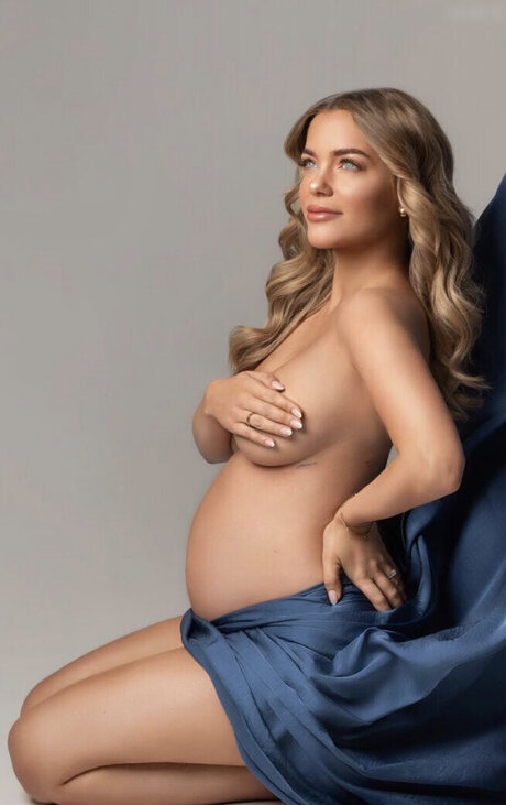 Laura Maria Rypa HDスター 写真