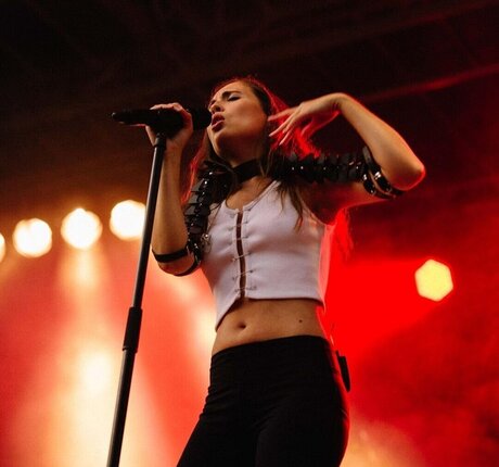 アナルアジア人オンリーファンズ セクシーヌード ギャラリー