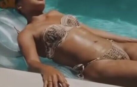 太ったおまんこオンリーファンズ ホットセクシー ギャラリー