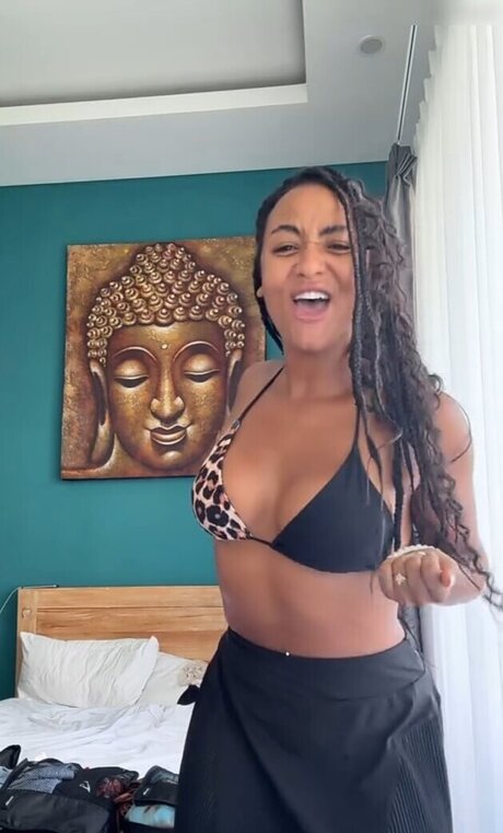 フェイシャルオンリーファンズ 美しいポルノ 写真