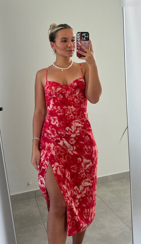 オンリーファンズを崇拝する エロ 写真