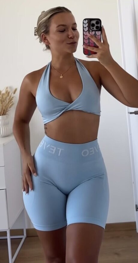 黒檀の熟女オンリーファンズ セクシーxxx 写真