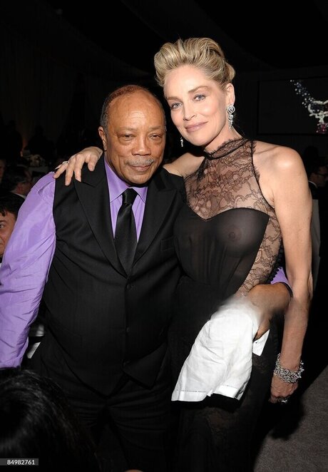 asmr 足 オンリーファンズ 無料セックス 写真