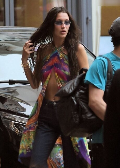 巨乳ランジェリーオンリーファンズ 美しいヌード 写真