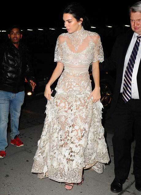 角質の女の子オンリーファンズ アートヌード 写真