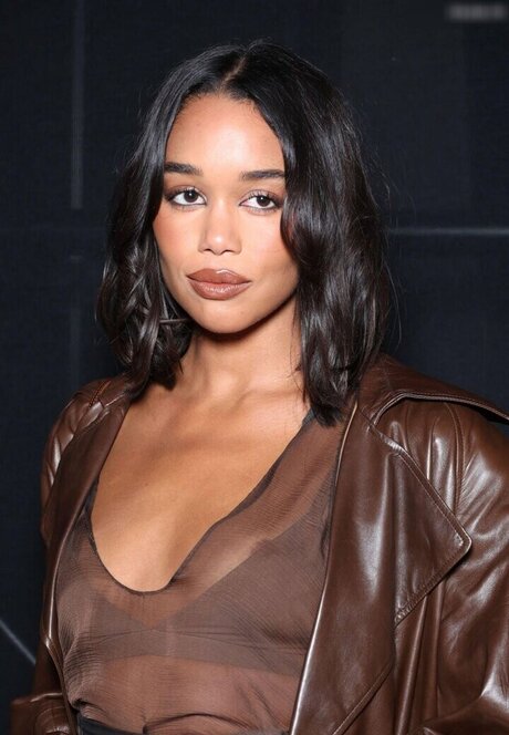 ssbbw オンリーファンズ アートヌード 画像