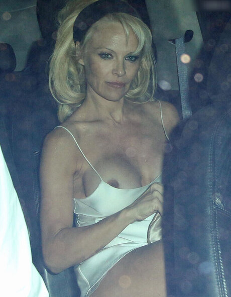 BBCオーガズムオンリーファンズ ホットヌード アーカイブ