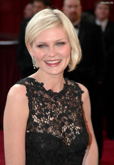 レズビアンマッサージオンリーファンズ 無料 アーカイブ