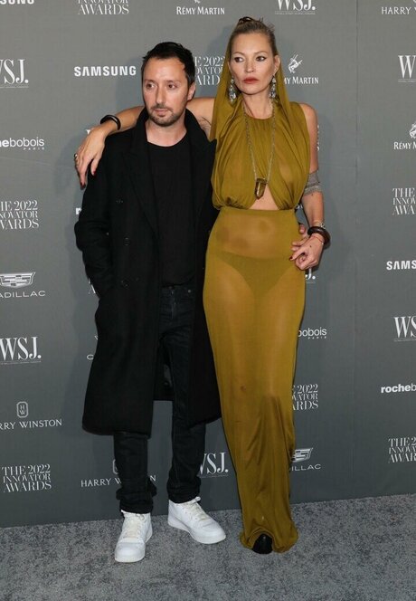 ビキニプリンセスオンリーファンズ 無料 画像