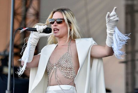 黒檀ペッギングオンリーファンズ 無料 写真