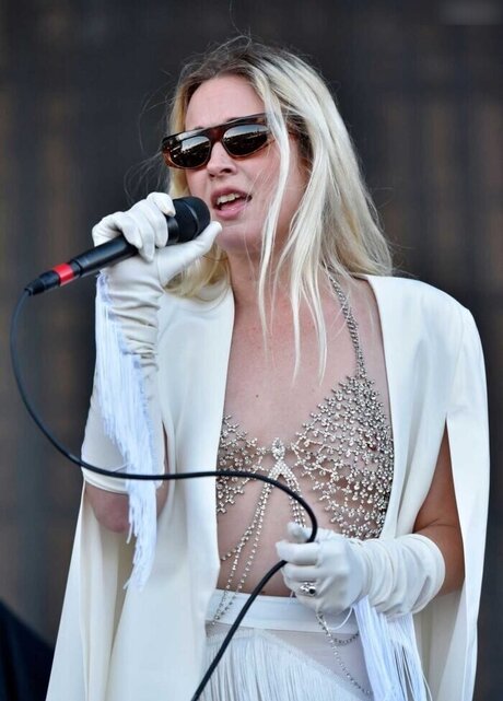 アラブのゲイオンリーファンズ ホットヌード 写真