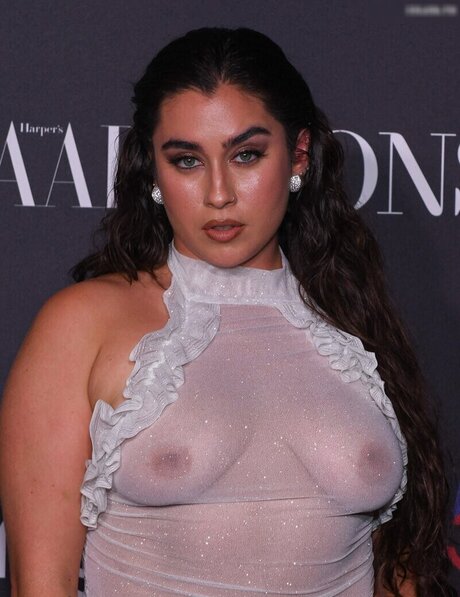 デカ尻ティーンオンリーファンズ 無料ポルノ 写真