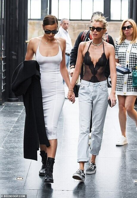 足の赤毛オンリーファンズ 裸 ギャラリー