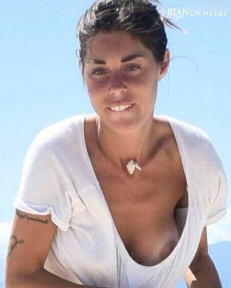 フィットネスコーチオンリーファンズ セクシー 写真