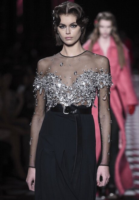 フィットネスプッシーオンリーファンズ セックス ギャラリー