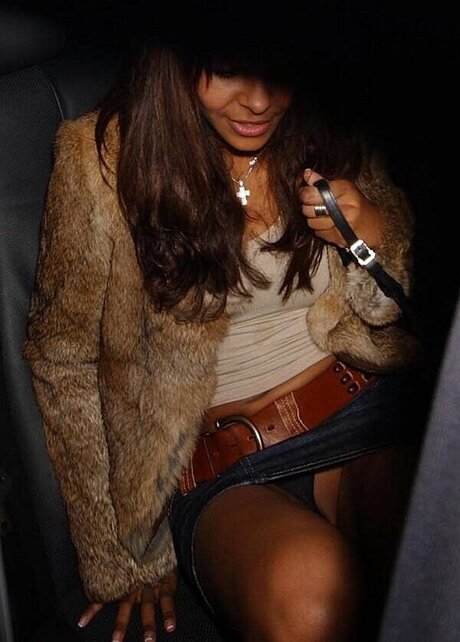 教室オンリーファン 美しいポルノ 写真