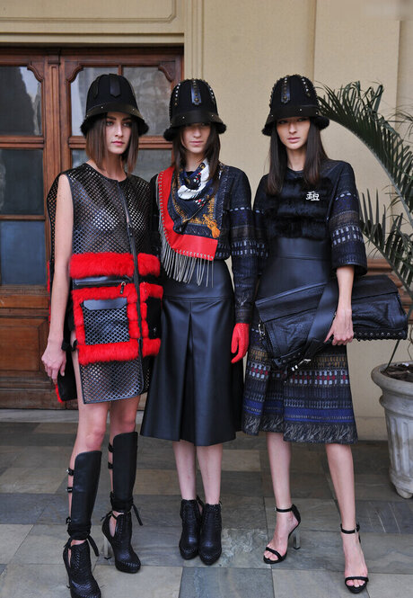 尖ったおっぱいオンリーファンズ ポルノ 画像