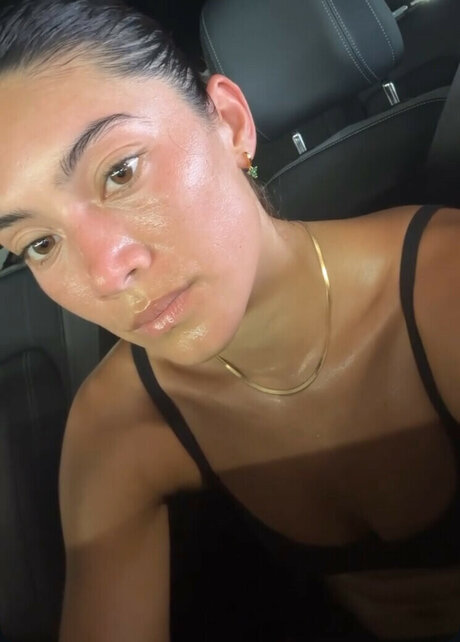 巨尻熟女オンリーファンズ 無料セクシー 写真