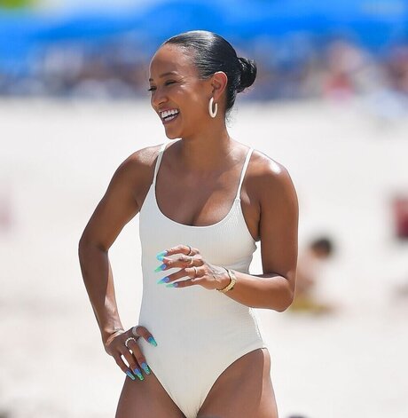 Karrueche Tran スター ヌード 画像