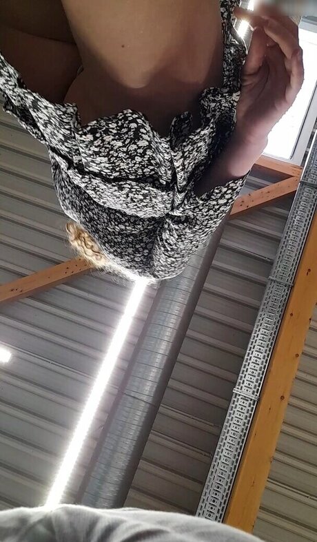 Upskirt Candids 完璧なスター 画像