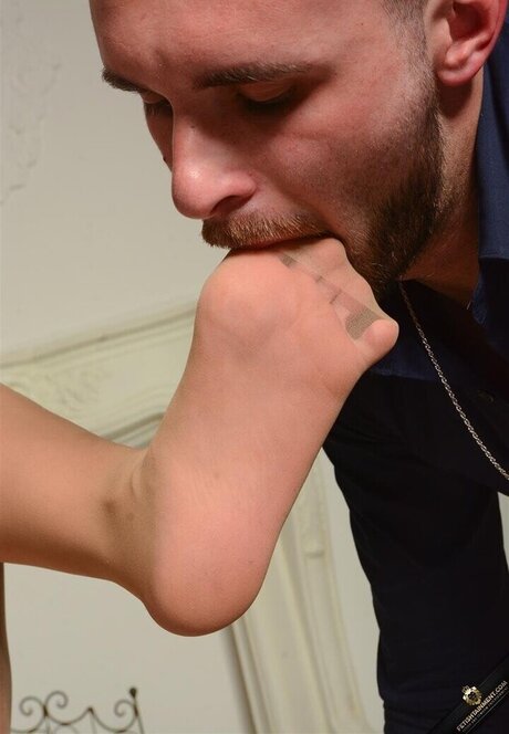 曲線美のブロンドオンリーファンズ ホットセクシー 写真