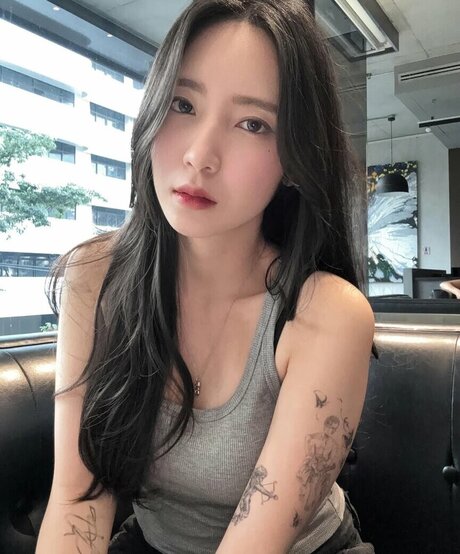 熟女 2P オンリーファンズ ベスト 画像