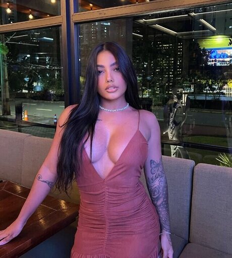 Thayna Telles ポルノスター 高品質 写真