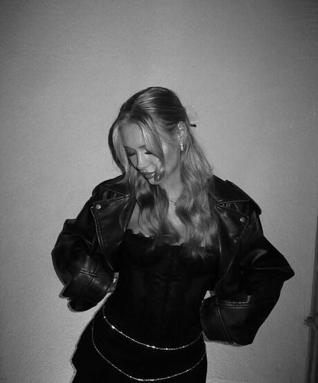 Caro Konrad 可愛い女優 写真