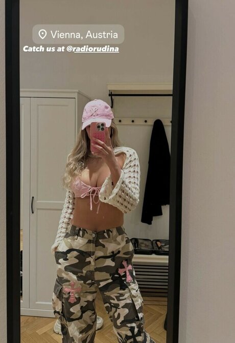 Caro Konrad セックスポルノスター 画像