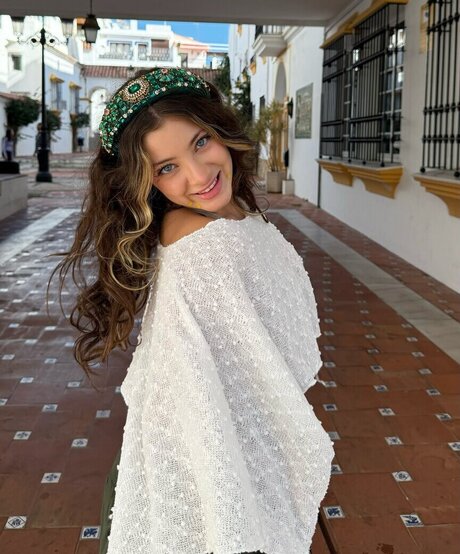 ブルネットのPOV オンリーファンズ えろた 写真