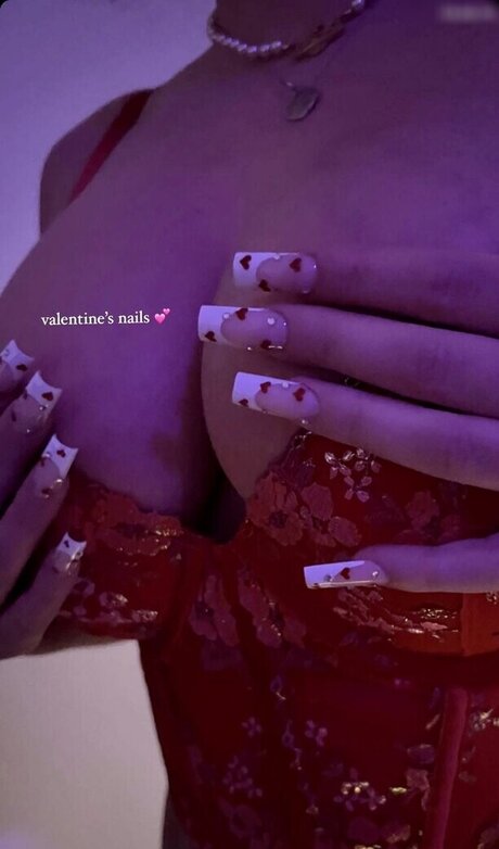 Luisa Senn ポルノスター 可愛い ギャラリー