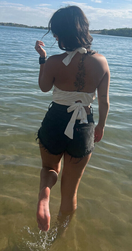 カムフィートオンリーファンズ 無料ヌード ギャラリー