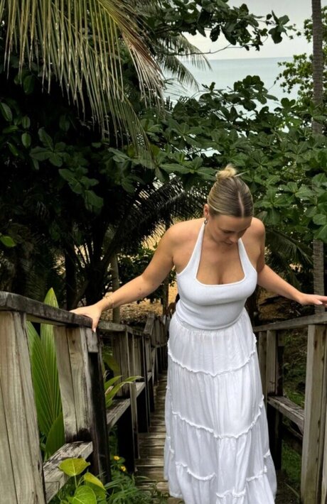 パンスト熟女オンリーファンズ ポルノ 写真