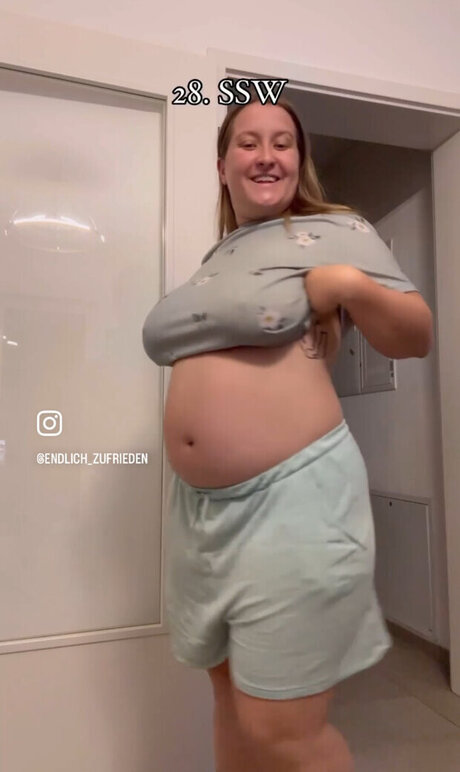 endlich zufrieden アートポルノスター 写真