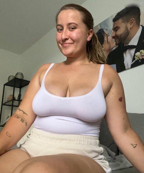 endlich zufrieden 可愛い女優 写真