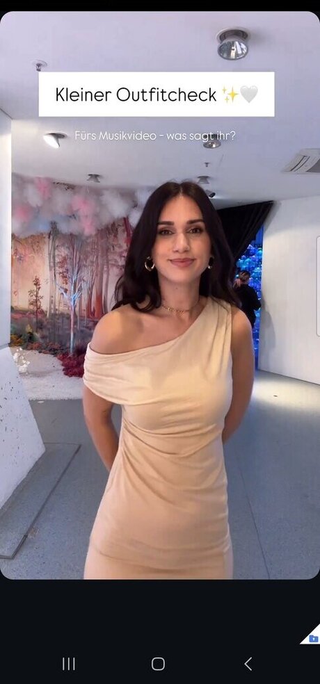 柔軟なティーンオンリーファン トップ 画像