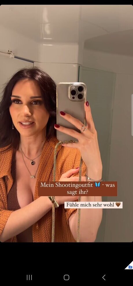 Coupleontour 裸のスター ギャラリー