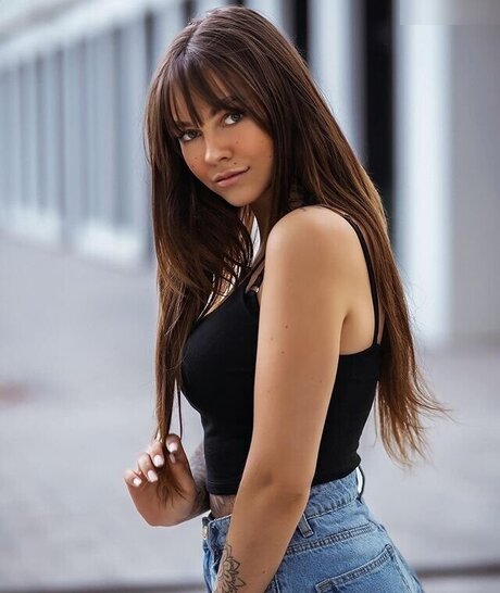 パンストオンリーファンズ エロ 写真