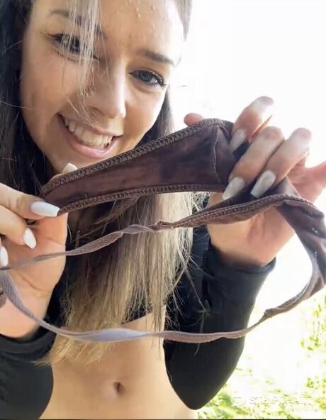 Hope Heaven エロティックなポルノスター ギャラリー