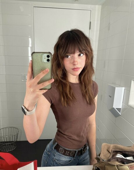 finseaa セックス女優 写真