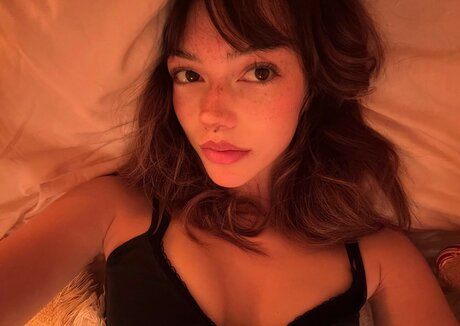 角質の女の子オンリーファンズ アダルト 写真