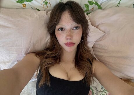 finseaa アート女優 写真