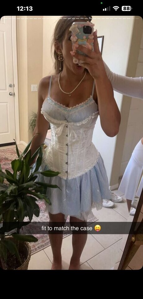 Sara Dobrik ポルノスター 無料 アーカイブ