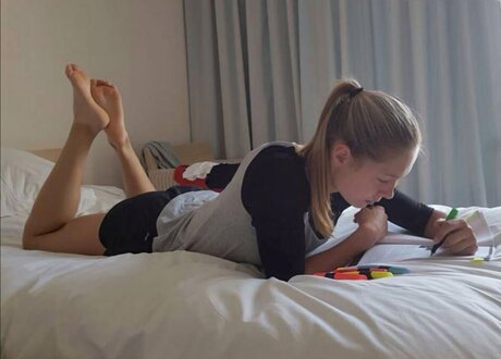 Gina L ckenkemper ポルノスター ホット 写真