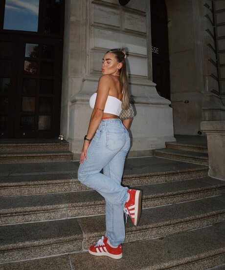 Lenaknk ホットなスター ギャラリー