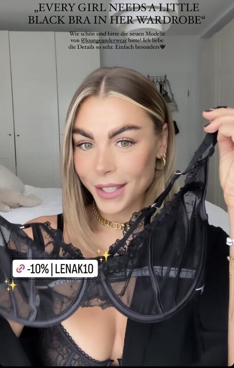 軍事オンリーファンズ えろ ギャラリー